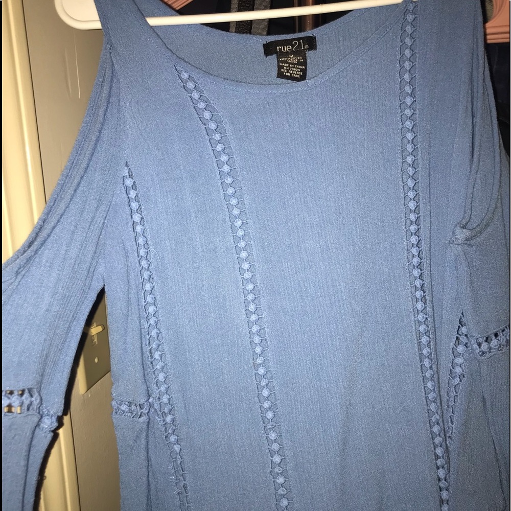 Baby blue shoulder opened